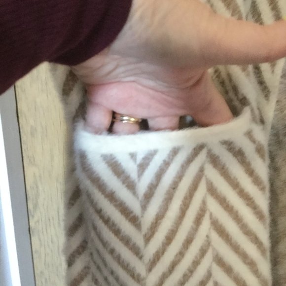 Point Zero open front cardigan hooded zigzag print size medium - Picture 2 of 5